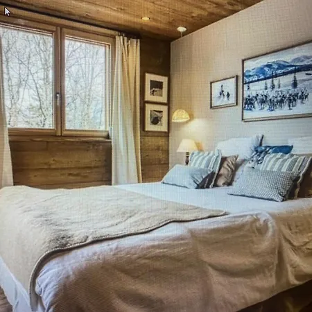 Featuring Mountain Views